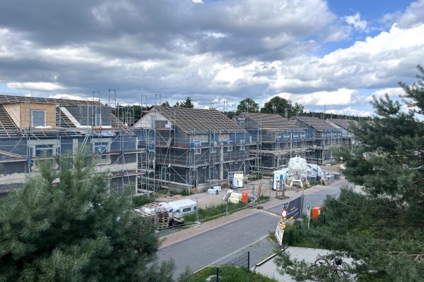 Es geht voran mit den Fassadenarbeiten Es geht voran mit den Fassadenarbeiten