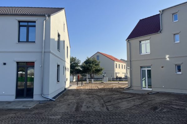 Terrassen der einzelnen Häuser sind angelegt Terrassen der einzelnen Häuser sind angelegt